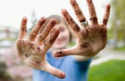 Dirty hands are the cause of parasitic infection