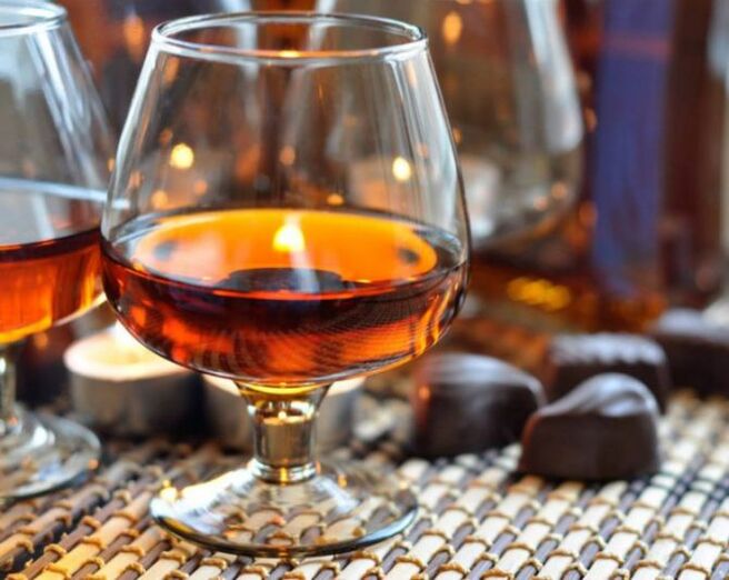 Castor oil and cognac fight parasites